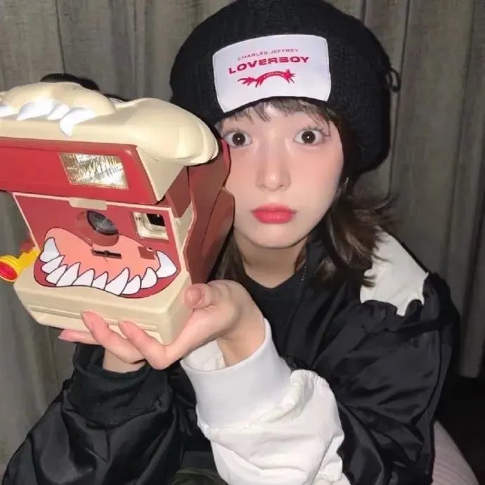叫费德里柯多么奇怪